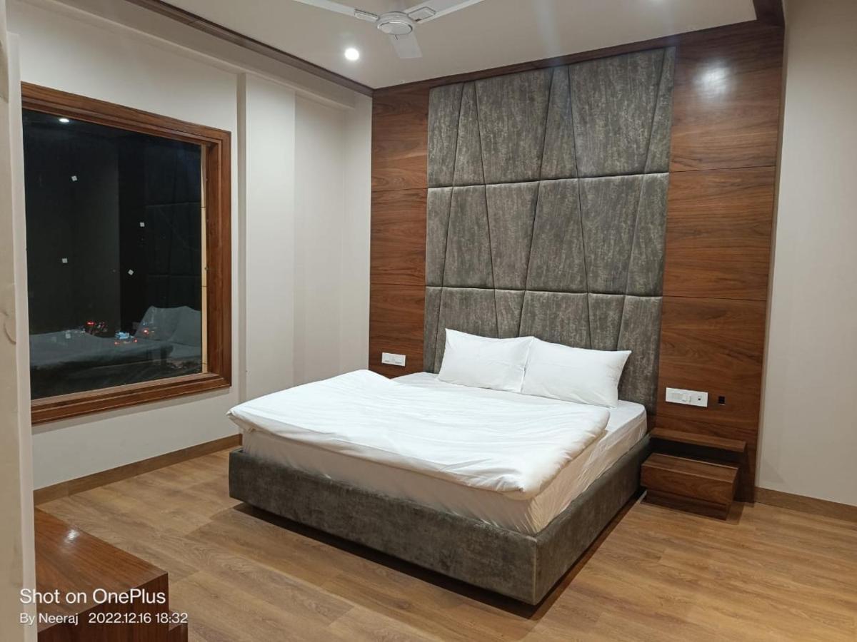 Hotel Endora Patiāla 외부 사진